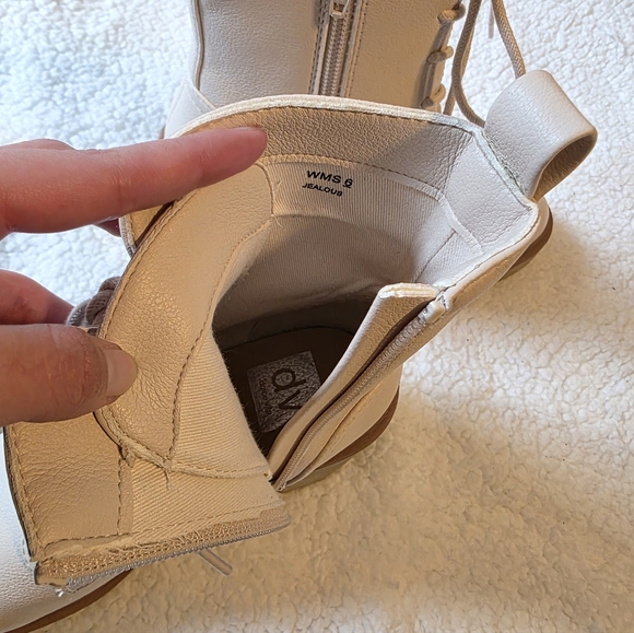 Dolce Vita round toe ivory lace up block heels boots - Picture 6 of 6